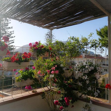 La Stanza Di Angi A Mondello Hotel ปาแลร์โม ภายนอก รูปภาพ