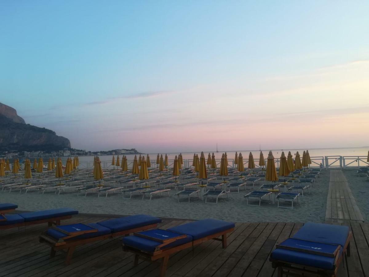 La Stanza Di Angi A Mondello Hotel ปาแลร์โม ภายนอก รูปภาพ